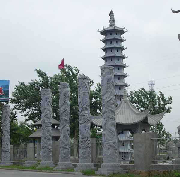 盘龙柱